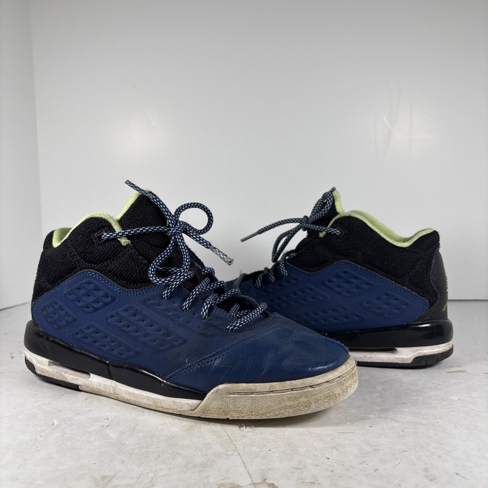 Size 5.5Y Nike Air Jordan New School Insignia Blue (GS) 768902-401
